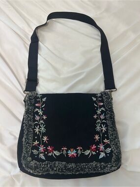 Old Navy Black Crossbody Bag with Multicolor Floral Embroidery